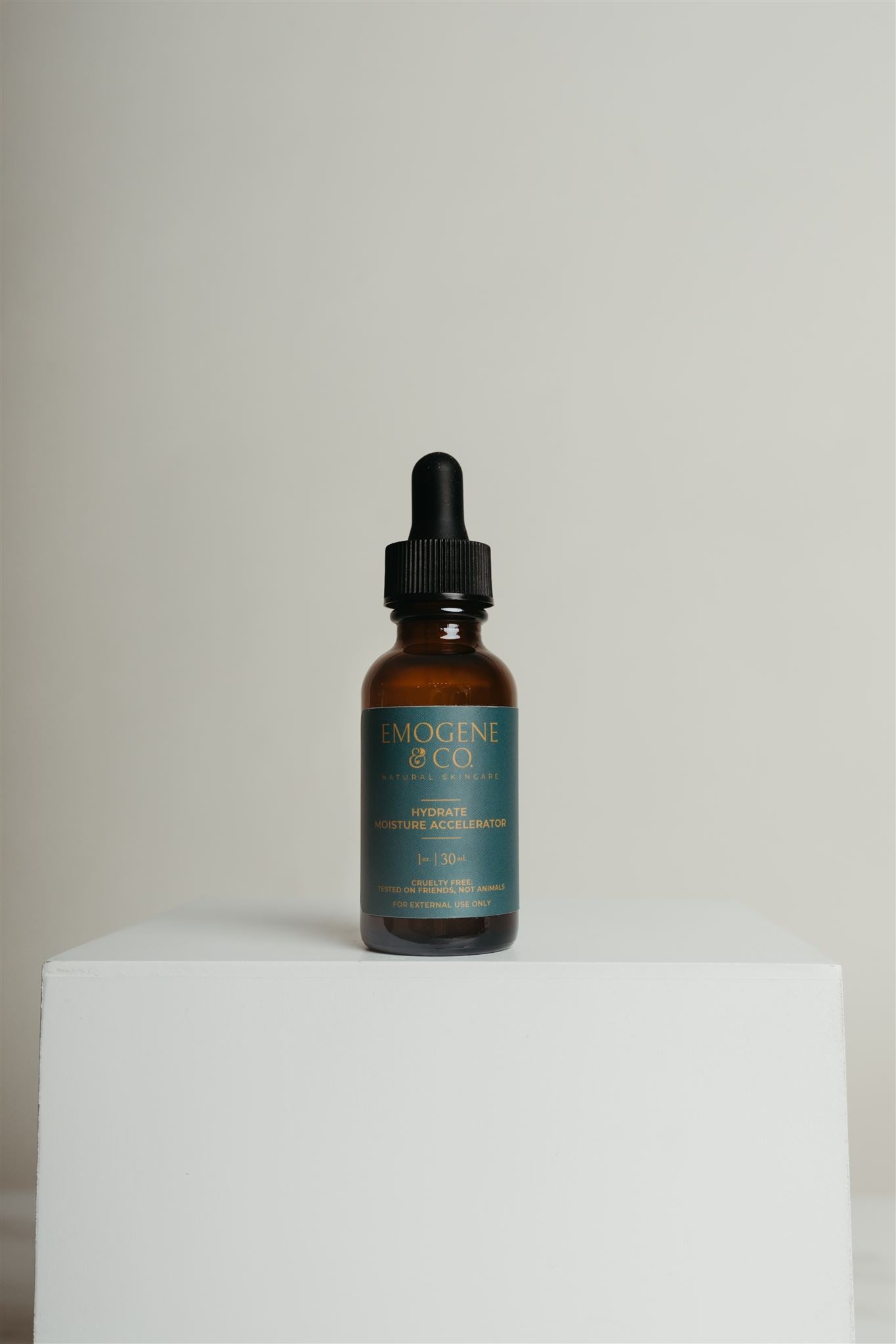 Hydrate Moisture Accelerator